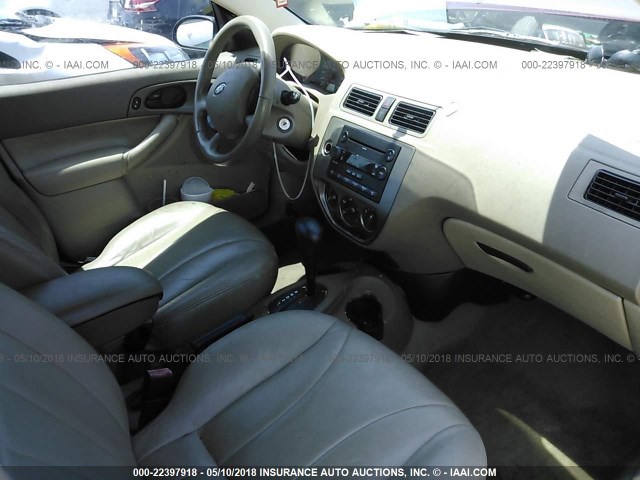 1FAHP34N27W156480 - 2007 FORD FOCUS ZX4/S/SE/SES 栗色 照片 5