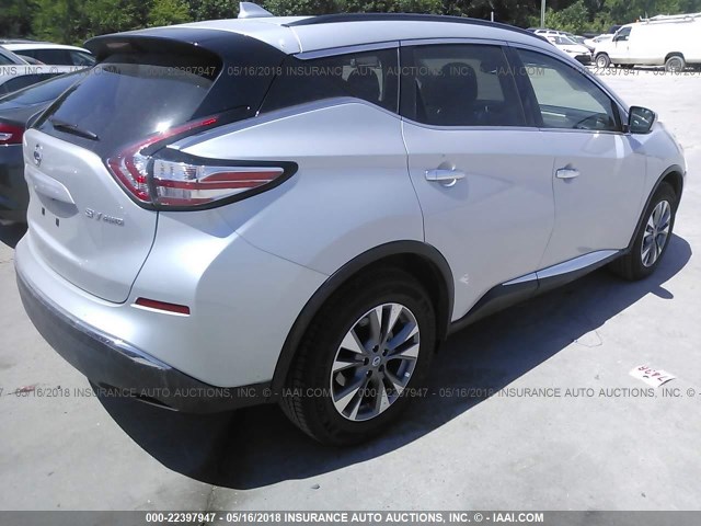 5N1AZ2MH5JN123606 - 2018 NISSAN MURANO S/SL/SV/PLATINUM SILVER photo 4