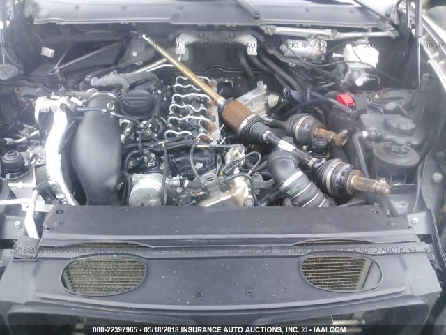 5UXZW0C52BL659663 - 2011 BMW X5 XDRIVE35D BROWN photo 10