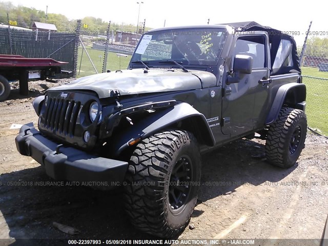 1C4AJWAG5FL644603 - 2015 JEEP WRANGLER SPORT GREEN photo 2