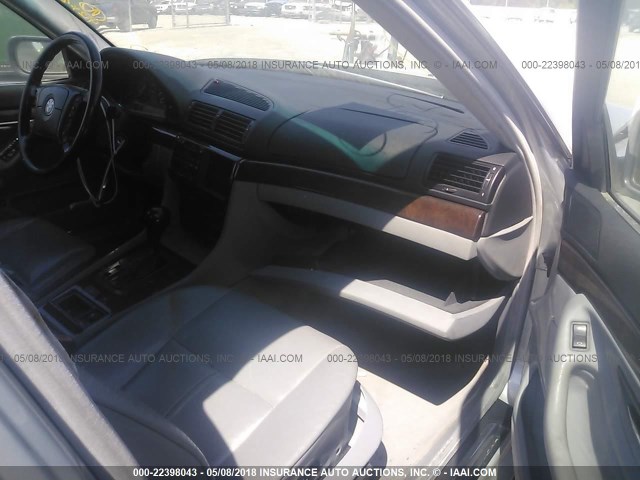 WBAGH83401DP21527 - 2001 BMW 740 IL SILVER photo 5