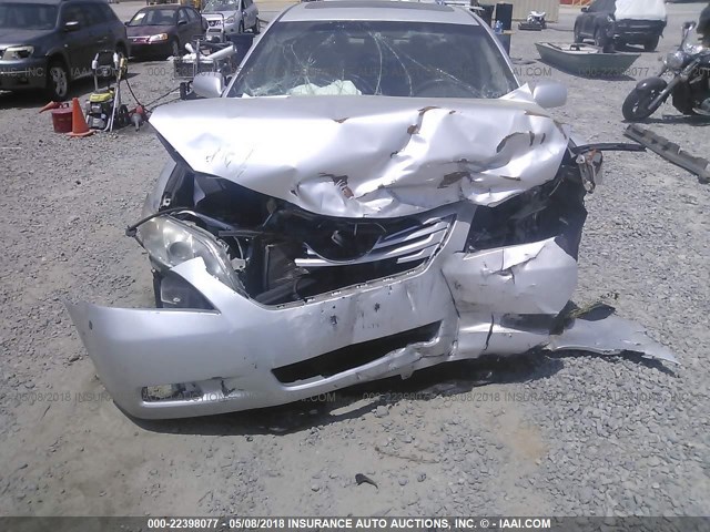 4T1BK46KX8U562989 - 2008 TOYOTA CAMRY LE/XLE/SE ნაცრისფერი ფოტო 6