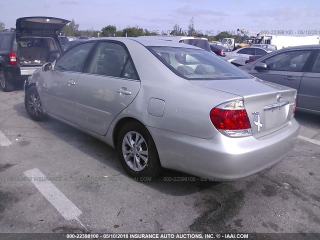 4T1BE32K25U632875 - 2005 TOYOTA CAMRY LE/XLE/SE TAN photo 3