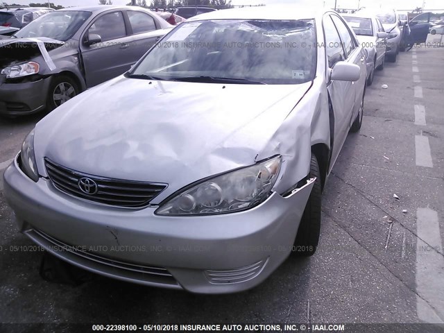 4T1BE32K25U632875 - 2005 TOYOTA CAMRY LE/XLE/SE TAN photo 6