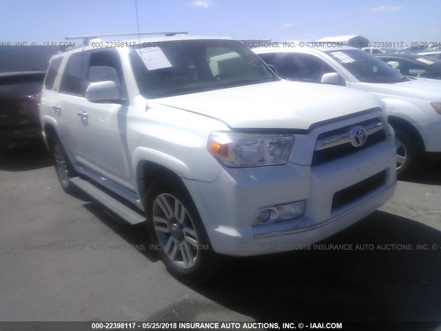 JTEBU5JR6C5089440 - 2012 TOYOTA 4RUNNER SR5/LIMITED/TRAIL WHITE photo 1