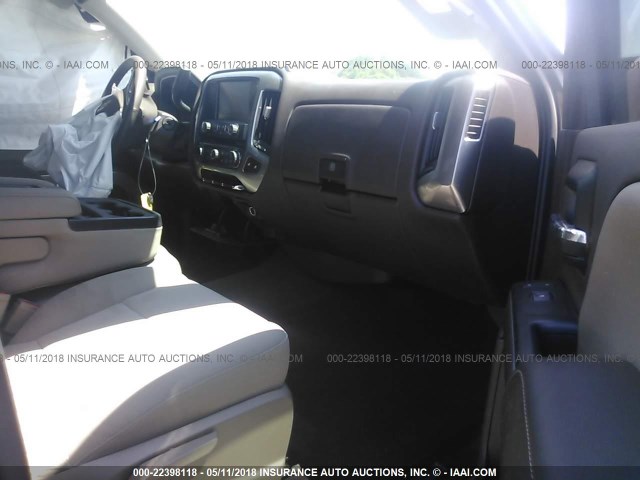 3GCUKREC3HG378503 - 2017 CHEVROLET SILVERADO K1500 LT GRAY photo 5