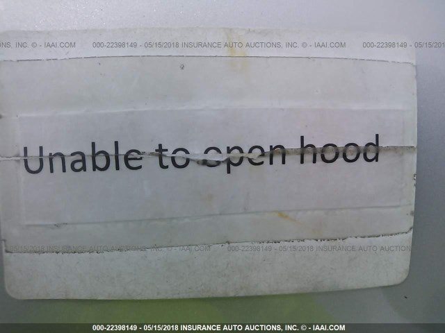 4T1BE32K03U744393 - 2003 TOYOTA CAMRY LE/XLE/SE ვერცხლისფერი ფოტო 10