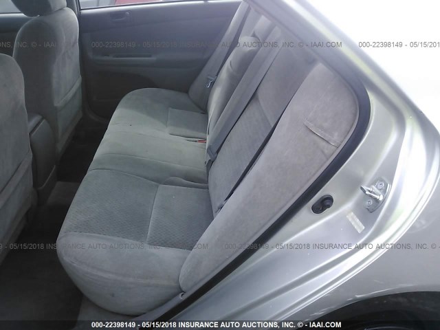 4T1BE32K03U744393 - 2003 TOYOTA CAMRY LE/XLE/SE ვერცხლისფერი ფოტო 8