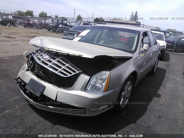 1G6KD57Y77U193095 - 2007 CADILLAC DTS GOLD photo 2