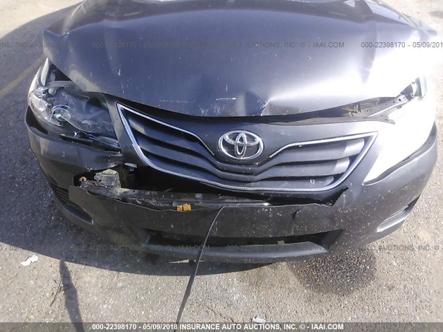 4T4BF3EK6AR048617 - 2010 TOYOTA CAMRY SE/LE/XLE GRAY photo 6