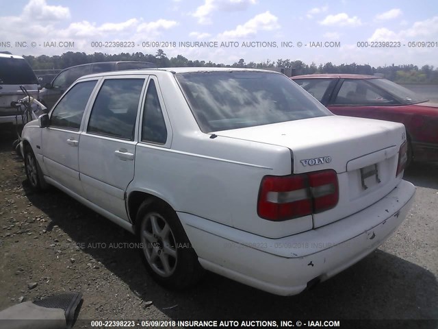 YV1LS5588W2552484 - 1998 VOLVO S70 WHITE photo 3