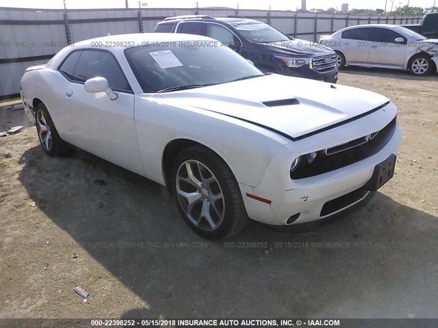 2C3CDZAGXGH317036 - 2016 DODGE CHALLENGER SXT WHITE photo 1