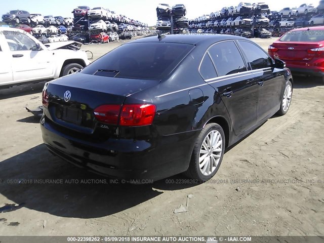 3VWLX7AJ3BM368484 - 2011 VOLKSWAGEN JETTA SEL BLACK photo 4