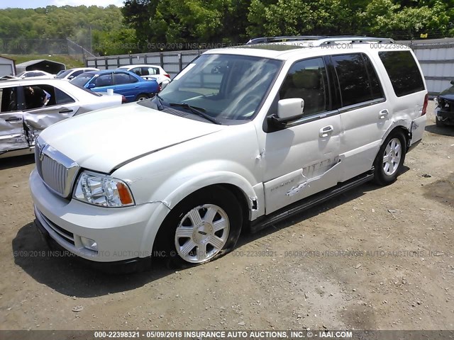 5LMFU28516LJ25891 - 2006 LINCOLN NAVIGATOR 白色 照片 2