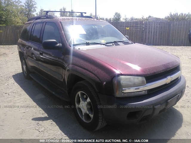 1GNET16SX56102395 - 2005 CHEVROLET TRAILBLAZER EXT LS/EXT LT MAROON photo 1