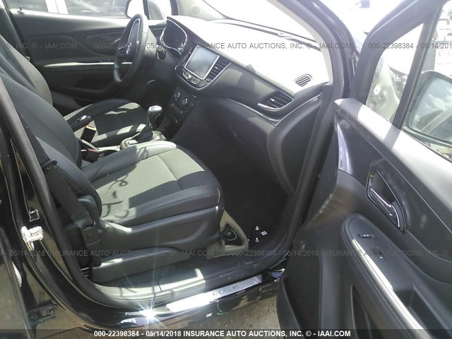 KL4CJASB9JB593940 - 2018 BUICK ENCORE PREFERRED Қара фото 5