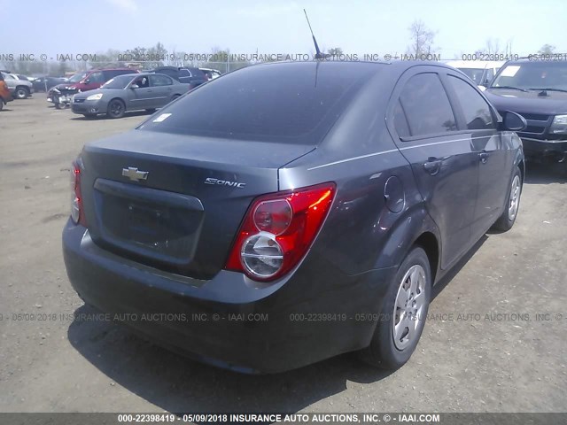 1G1JA5SH2D4147400 - 2013 CHEVROLET SONIC LS 灰色 照片 4