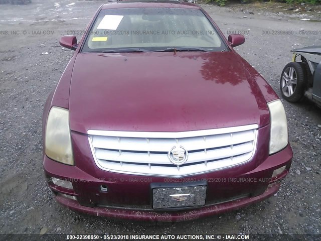1G6DW677050168415 - 2005 CADILLAC STS RED photo 6