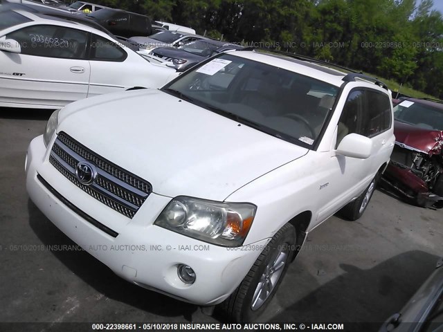 JTEEW21AX60008652 - 2006 TOYOTA HIGHLANDER HYBRID WHITE photo 2