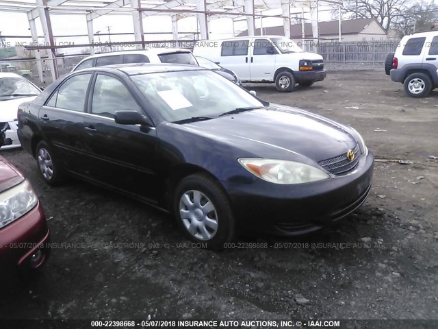 4T1BE32K02U001828 - 2002 TOYOTA CAMRY LE/XLE/SE შავი ფოტო 1