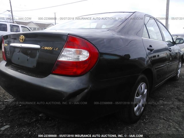 4T1BE32K02U001828 - 2002 TOYOTA CAMRY LE/XLE/SE შავი ფოტო 6