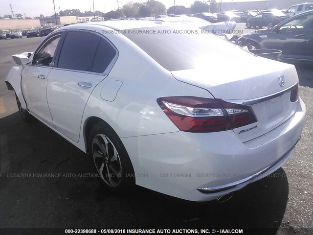 1HGCR3F82HA026401 - 2017 HONDA ACCORD EXL WHITE photo 3