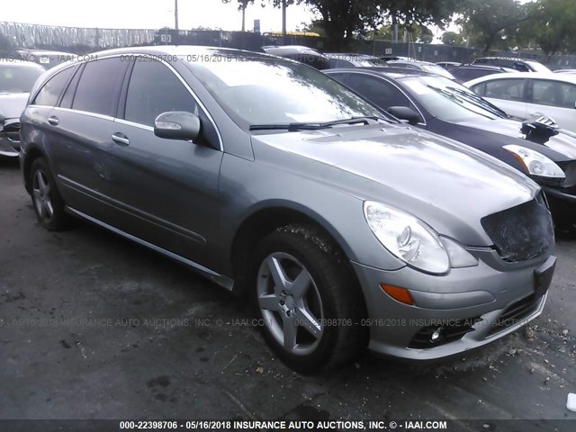 4JGCB6FB7AA102132 - 2010 MERCEDES-BENZ R 350 4MATIC GRAY photo 1