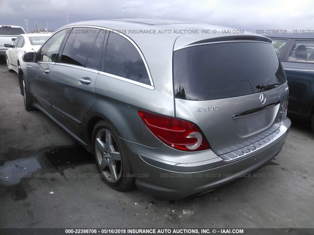 4JGCB6FB7AA102132 - 2010 MERCEDES-BENZ R 350 4MATIC GRAY photo 3