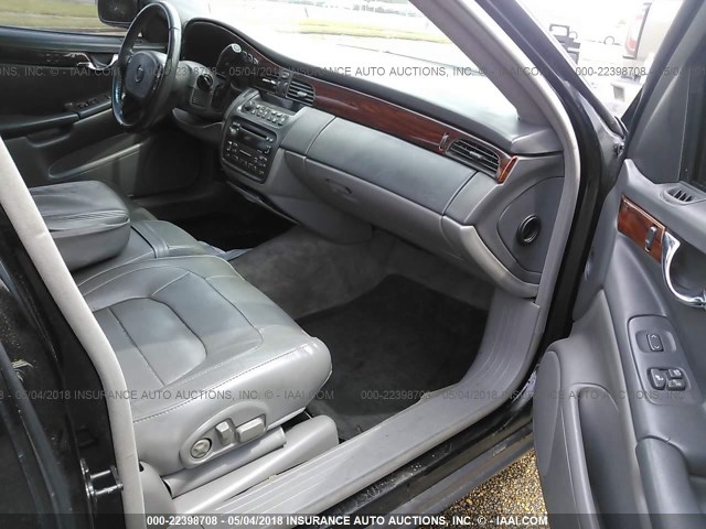 1G6KD57Y84U146170 - 2004 CADILLAC DEVILLE BLACK photo 5