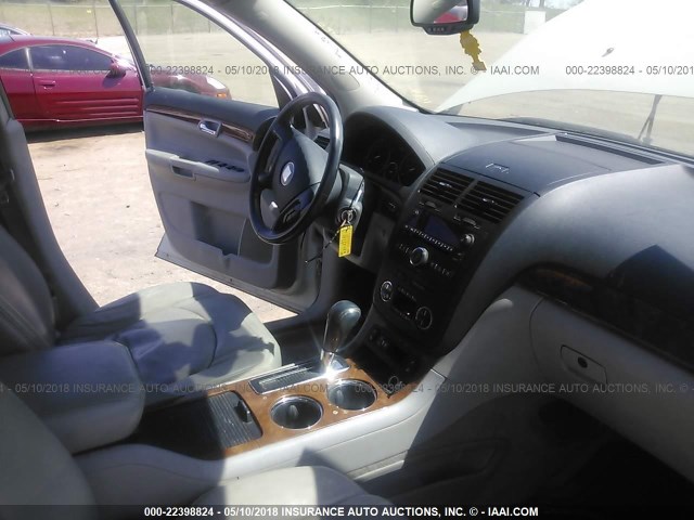 5GZER23D39J141074 - 2009 SATURN OUTLOOK XR თეთრი ფოტო 5