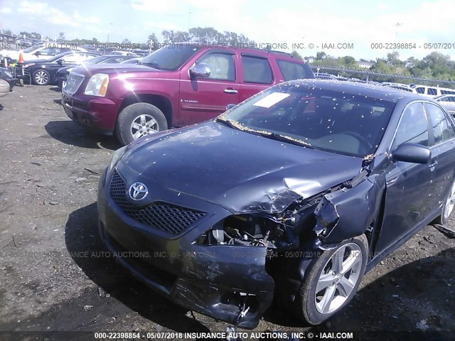 4T1BF3EK9BU665215 - 2011 TOYOTA CAMRY SE/LE/XLE GRAY photo 6
