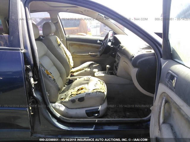 WVWPD63B4XE412485 - 1999 VOLKSWAGEN PASSAT GLX 蓝色 照片 5