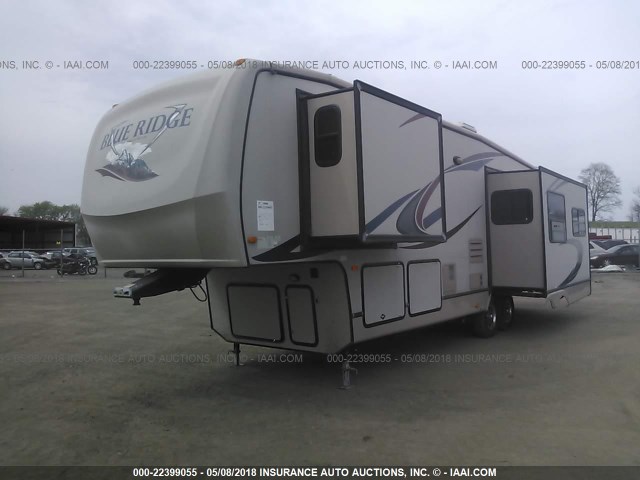 4X4FBLG21AG096494 - 2010 FOREST RIVER 3124 FIFTH WHEEL  WHITE photo 2