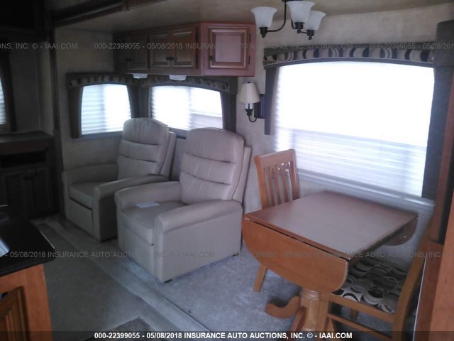 4X4FBLG21AG096494 - 2010 FOREST RIVER 3124 FIFTH WHEEL  WHITE photo 5