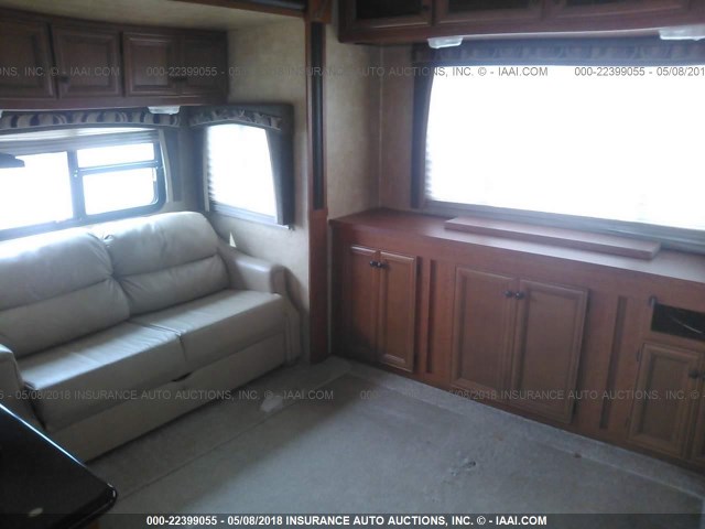 4X4FBLG21AG096494 - 2010 FOREST RIVER 3124 FIFTH WHEEL  WHITE photo 6