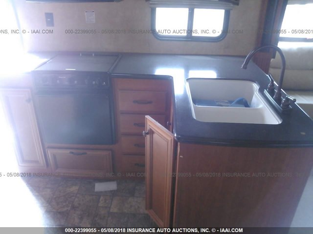 4X4FBLG21AG096494 - 2010 FOREST RIVER 3124 FIFTH WHEEL  WHITE photo 7