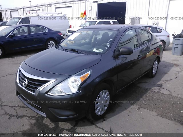 3N1CN7AP2FL917006 - 2015 NISSAN VERSA S/S PLUS/SV/SL GRAY photo 2