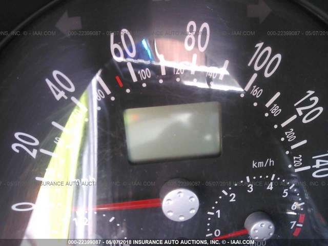 3VWBB61C7WM044059 - 1998 VOLKSWAGEN NEW BEETLE ვერცხლისფერი ფოტო 7