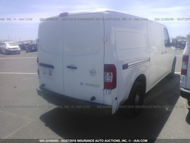 1N6BF0KM8GN810056 - 2016 NISSAN NV WHITE photo 4