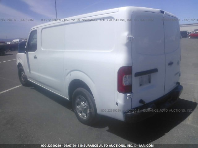 1N6BF0KM1GN815423 - 2016 NISSAN NV 1500 S/SV/2500 S/SV/SL WHITE photo 3