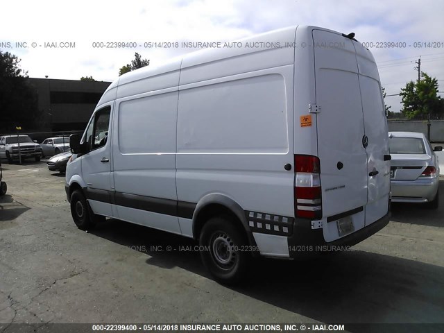 WD3PE7CC9E5848297 - 2014 MERCEDES-BENZ SPRINTER 2500 WHITE photo 3