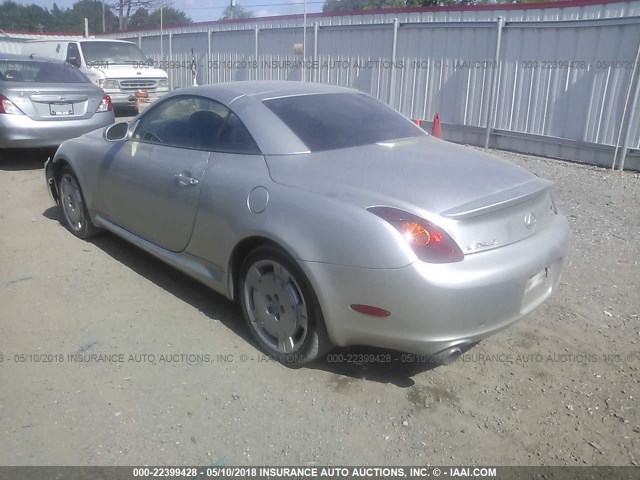 JTHFN48YX20011747 - 2002 LEXUS SC 430 SILVER photo 3