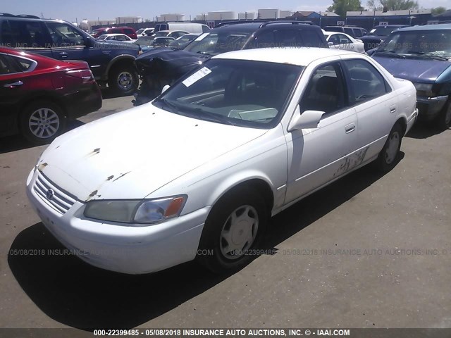 4T1BG22K3XU613775 - 1999 TOYOTA CAMRY CE/LE/XLE თეთრი ფოტო 2