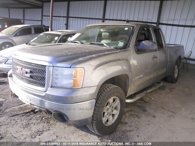 2GTEK190681223622 - 2008 GMC SIERRA K1500 GRAY photo 2