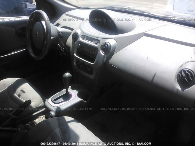 1G8AJ52F94Z156453 - 2004 SATURN ION LEVEL 2 WHITE photo 5