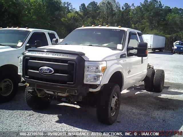 1FD8X3HT2BEC37413 - 2011 FORD F350 SUPER DUTY WHITE photo 1