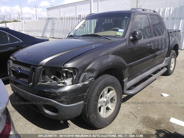 1FMZU67K25UA59195 - 2005 FORD EXPLORER SPORT TR  GRAY photo 2