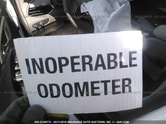 1G1ZB5ST2HF121703 - 2017 CHEVROLET MALIBU LS 白色 照片 7