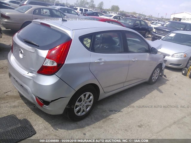 KMHCT5AE7CU022226 - 2012 HYUNDAI ACCENT GLS/GS SILVER photo 4