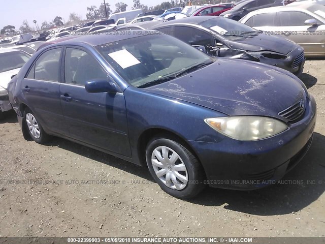 4T1BE32K45U009225 - 2005 TOYOTA CAMRY LE/XLE/SE ლურჯი ფოტო 1